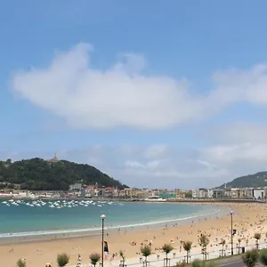 stunning-views-of-the-sea-in-luxury-studio.sansebastianhotels.net/